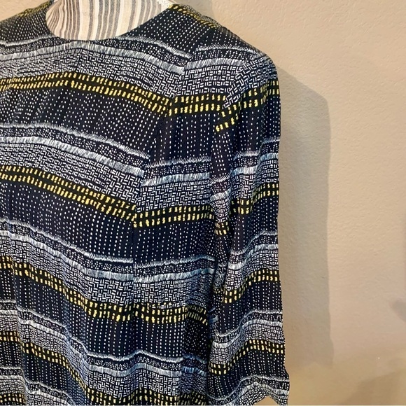 H&M Tunic Top Sz 10 Black Geometric Pattern White Yellow 100% Viscose Boho - Picture 7 of 15